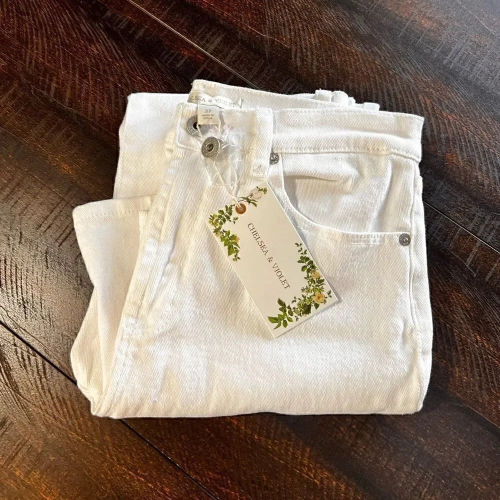 NWT Chelsea & Violet White Straight Leg Jeans Size 27 #SUM3